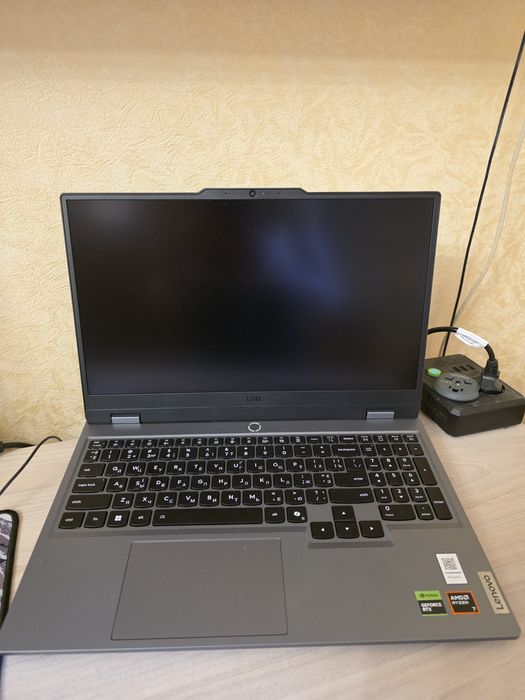 Lenovo LOQ 15AHP10 | RTX 5060 (8GB) | Ryzen 7 8845HS | 24GB RAM |