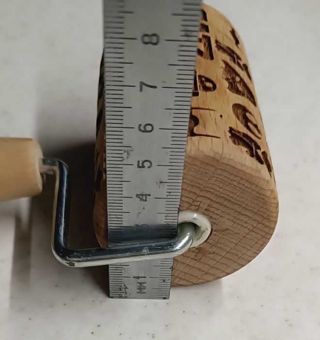 Скалка для раскатки теста