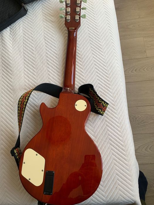 Menzura 535mm, wbudowany wzmacniacz