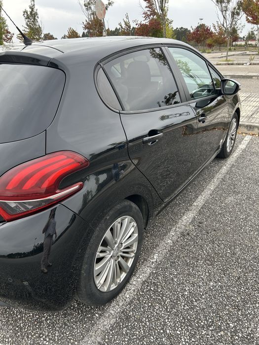 Peugeot 208 1.2 puretech style