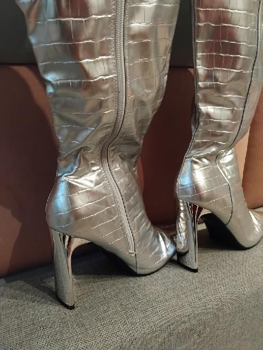 Kozaki Boohoo 39 25cm metaliczne srebrne