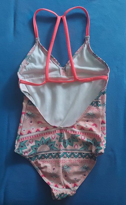 Strój kąpielowy 128