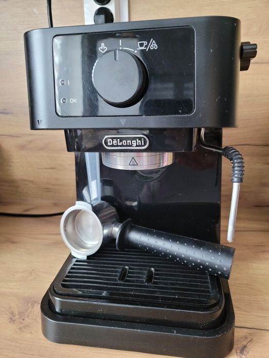 Ekspres kolbowy DeLonghi Stilosa EC 230.BK