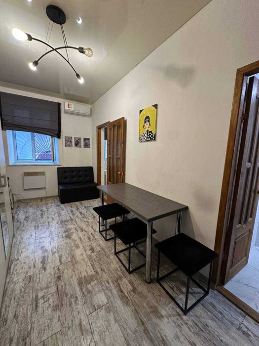 ПРОДАМ 1-кімнатну квартиру в Центрі, вул. Ковальська