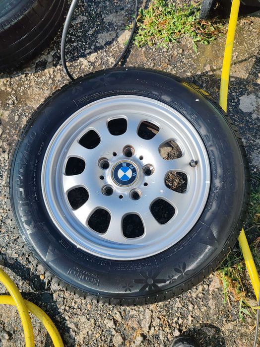 Jantes Originais BMW 318 com Pneus