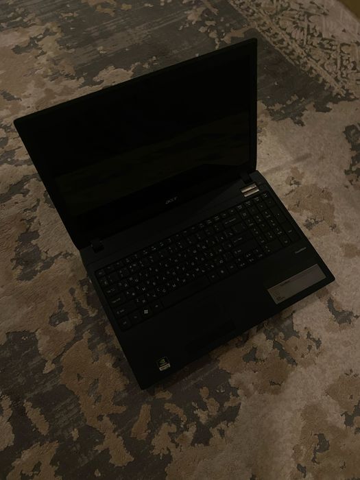 Продам ноутбук acer в хорошому стані