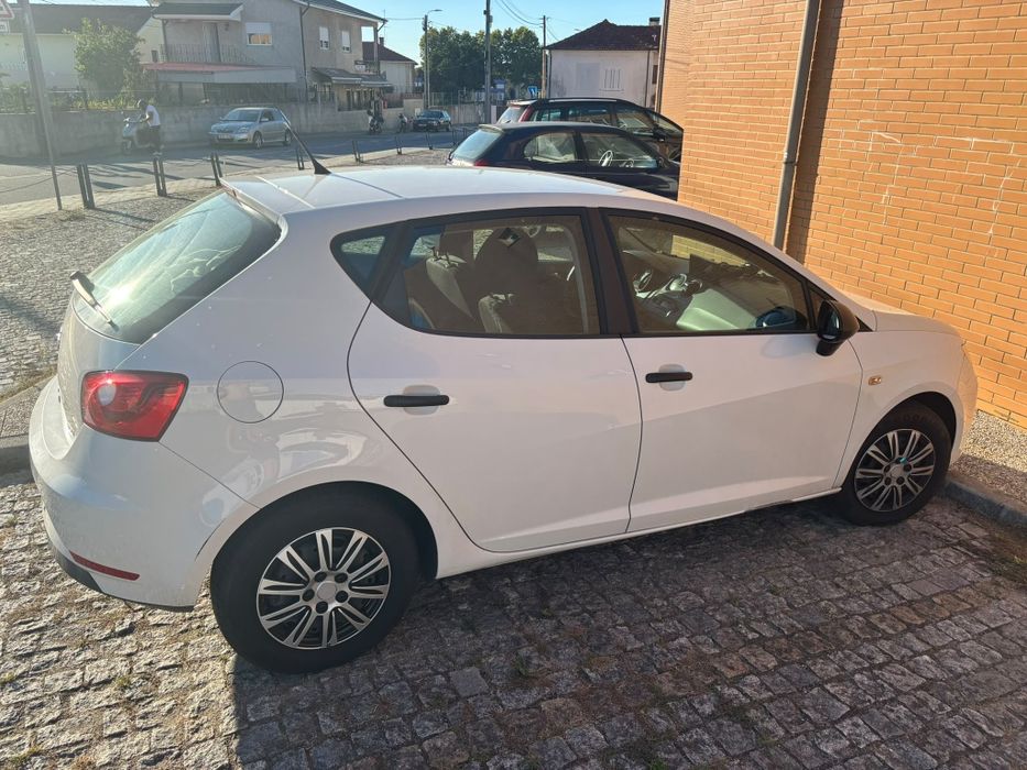 Seat ibiza 1.2D (gasóleo) 2015 — photo 4