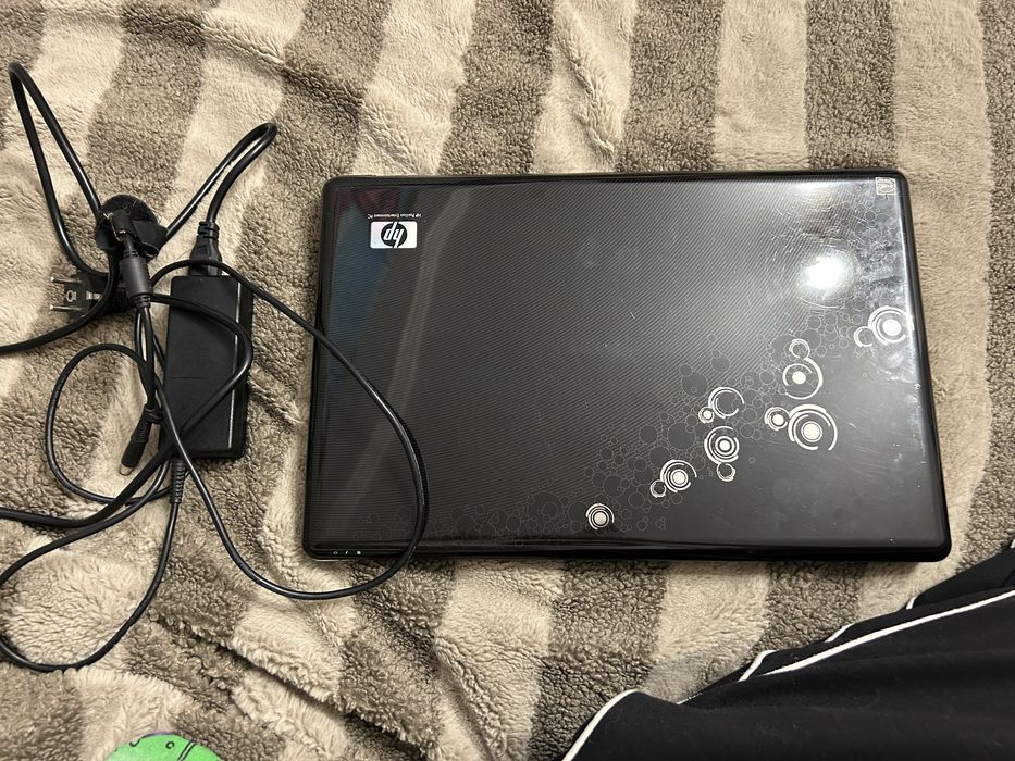 HP Pavilion dv7 / 17.3” / Core i7 / 8GB RAM / SSD + HDD / NVIDIA