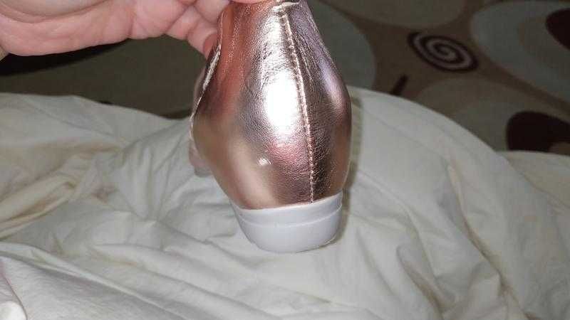 Pitillos туфлі кросівки шкіра