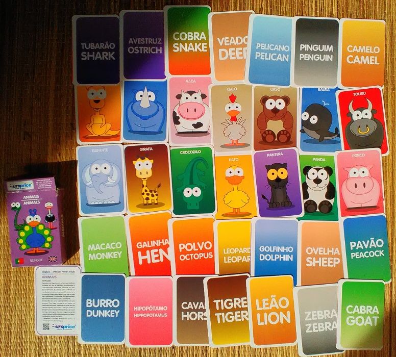 Brinquedos & Jogos Infantis: Arte Design, Cartas Bilingue