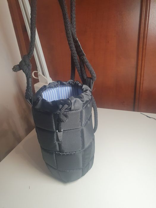 Torba pokrowiec trzymadełko na wodę bidon ortalion sznurek p.ramię