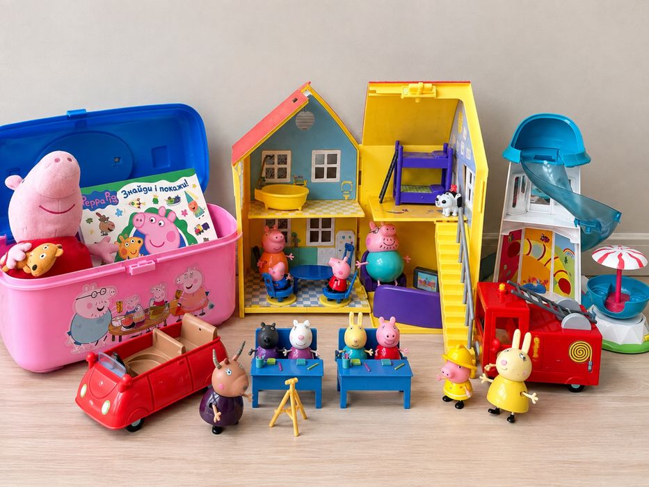 Великий набір Peppa Pig: будиночок, пожежна машина, майданчик, фігурки + м’яка Пеппа