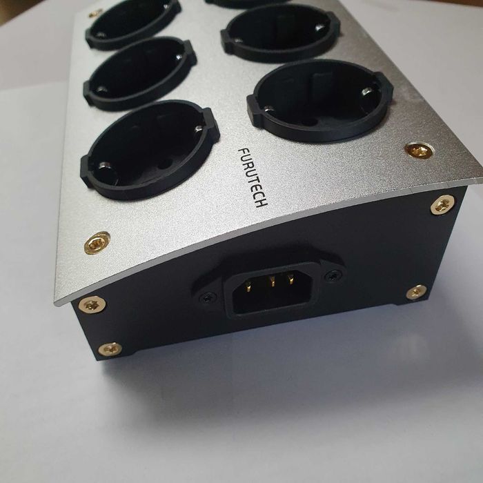 Listwa zasilajaca audio furutech tp-60e.