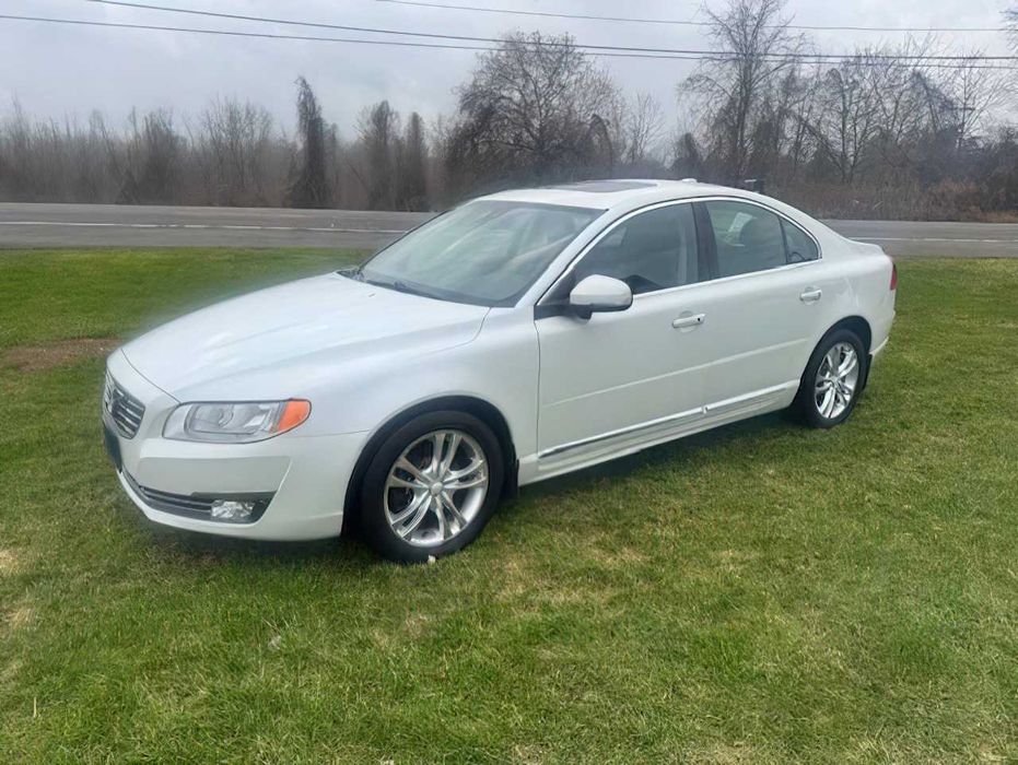 Volvo S80