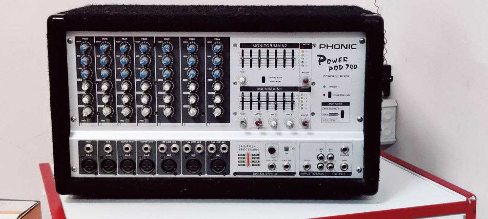 Микшерный пульт Phonic POWERPOD 740