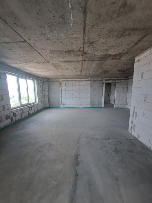 Продаж 2 кімнатної квартири просп. Бандери