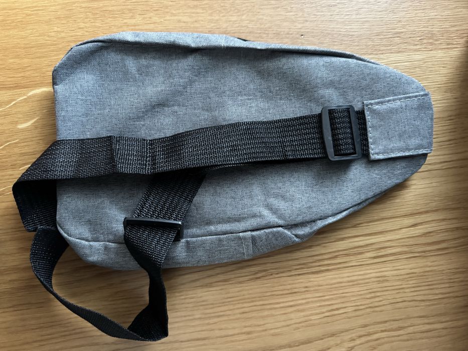 Чоловіча сумка через плече