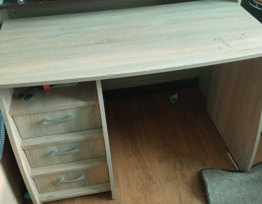 Zestaw mebli młodzieżowych