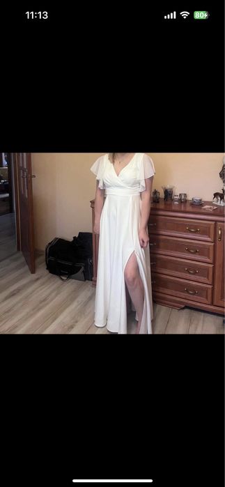 Skromna suknia ślubna