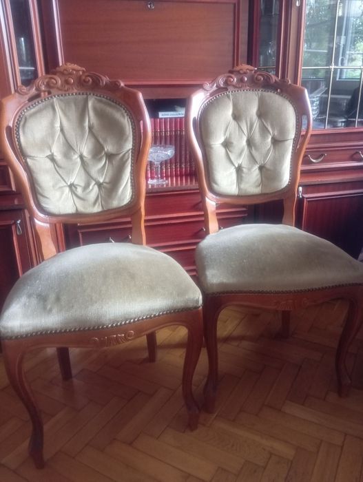 Krzesła w stylu ludwikowskim , antyki