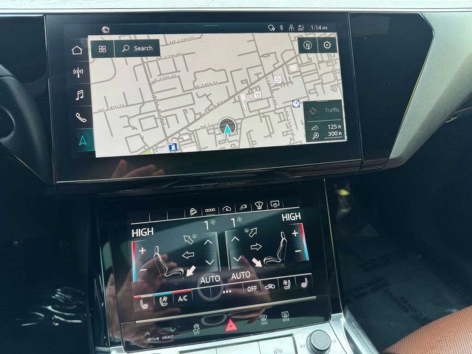 Audi e-tron S Premium Plus quattro Sportback      2023