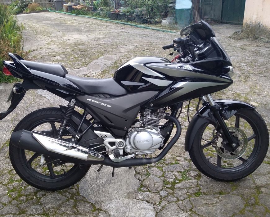Cbf125 de 2014 preta