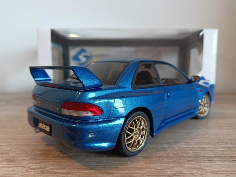 Subaru Impreza 22B STI model w skali 1:18 Solido/otwierane elementy
