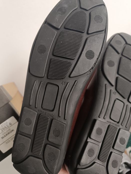 Sapatos Pele, NR 41 Novos