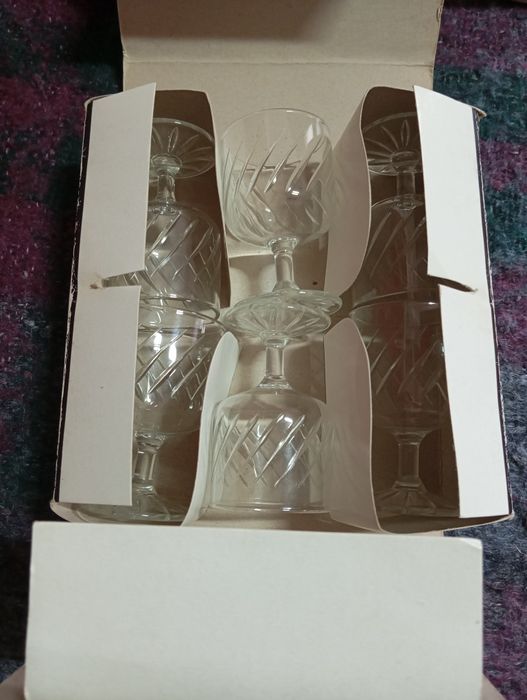 Фужеры Келихи підсвічники цукерниця