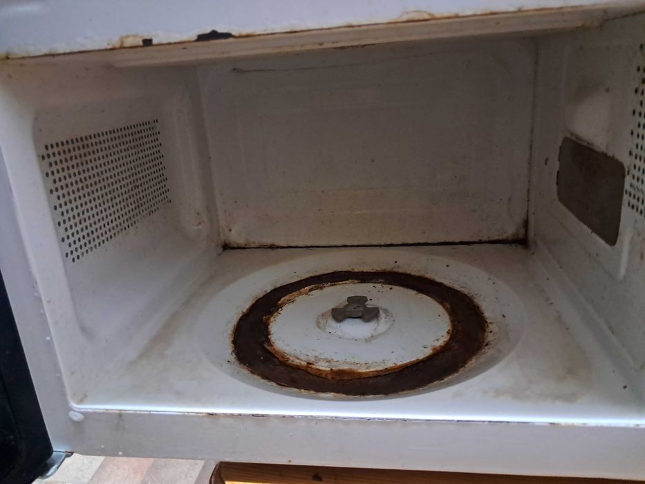 Мікрохвильова піч