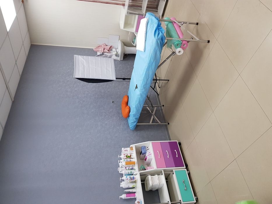 Візок косметологічний . Столик майстра. Тумбочка ,,Міа,, Київ