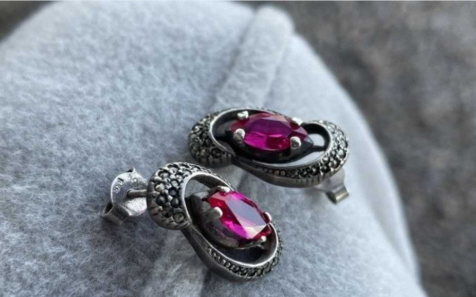 Сережки жіночі срібні 925 проба з великими камінцями