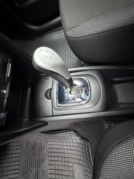 Продам Peugeot 207