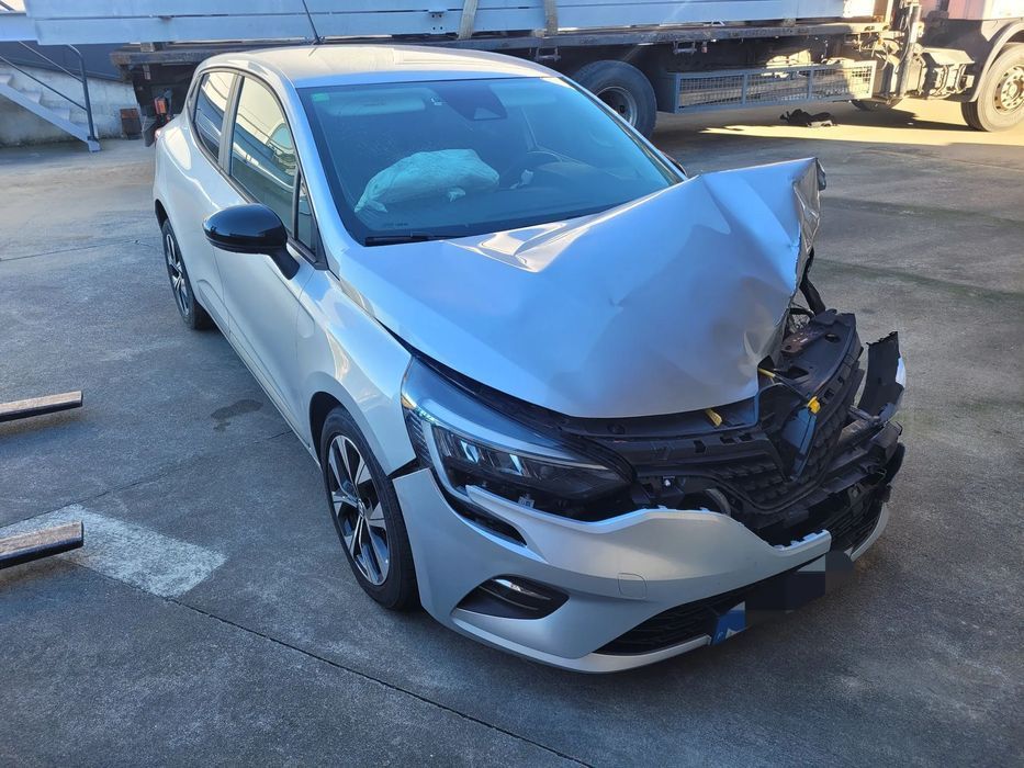 Renault Clio V para peças