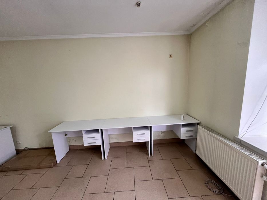 Продам письмові столи "Школьник" ( білий колір, Німфея Альба )