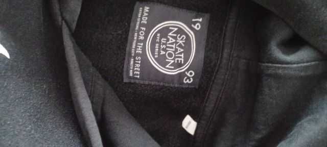 Bluza chłopięca czarna z kapturem, r. S/M