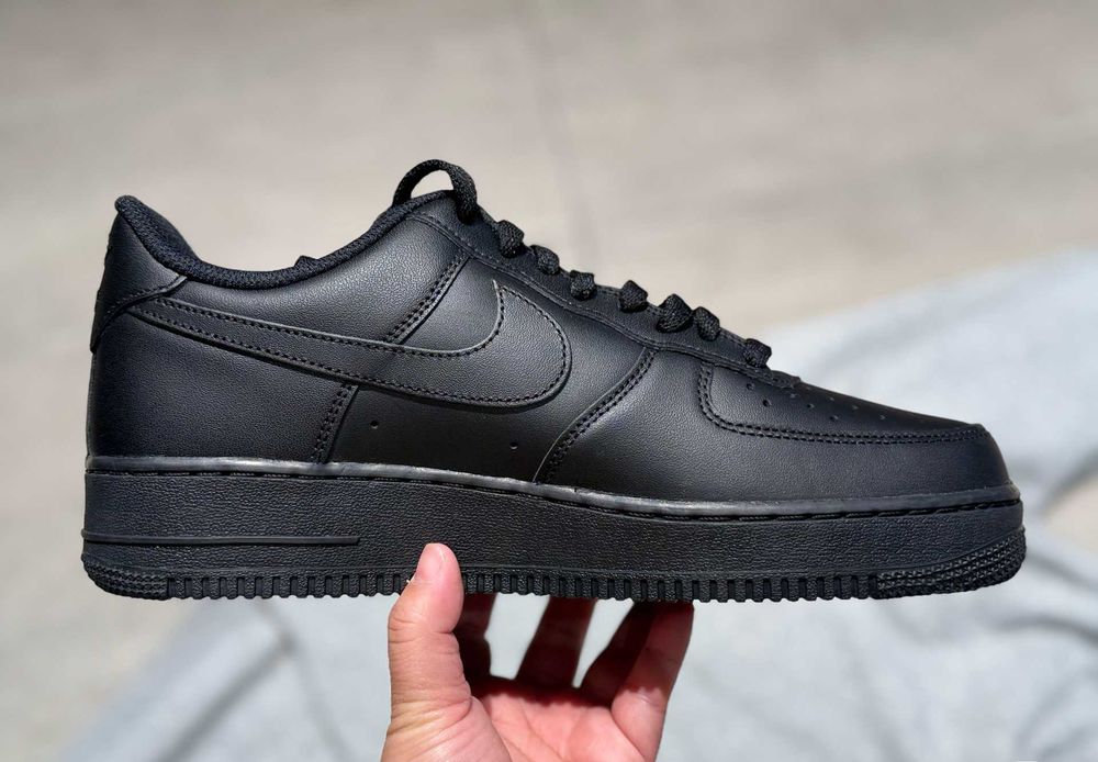 Nike_Air_Force_1_Low_Czarny r.37,5