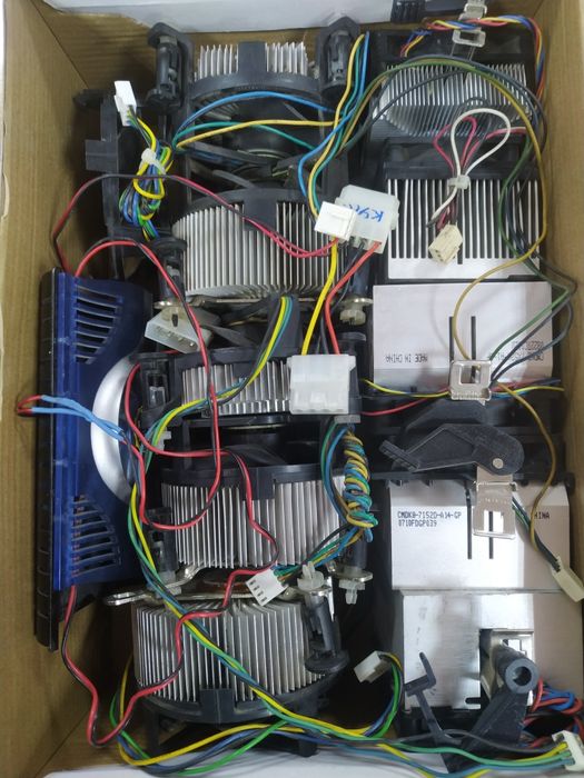 Кулери, радіатори, системи охолодження