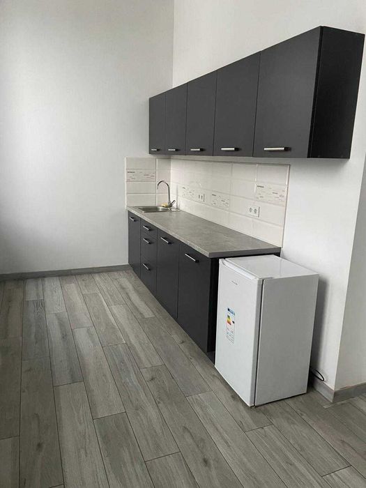 Оренда офісного приміщення 220 м² по вул. Кам’янецькій