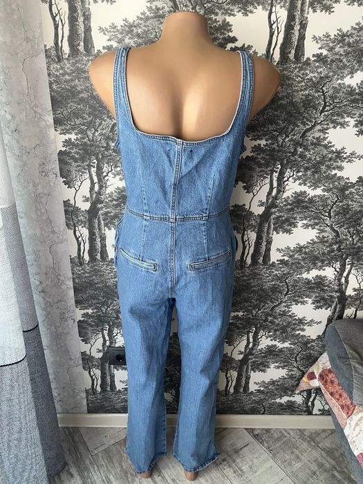 Жіночий джинсовий комбінезон ASOS