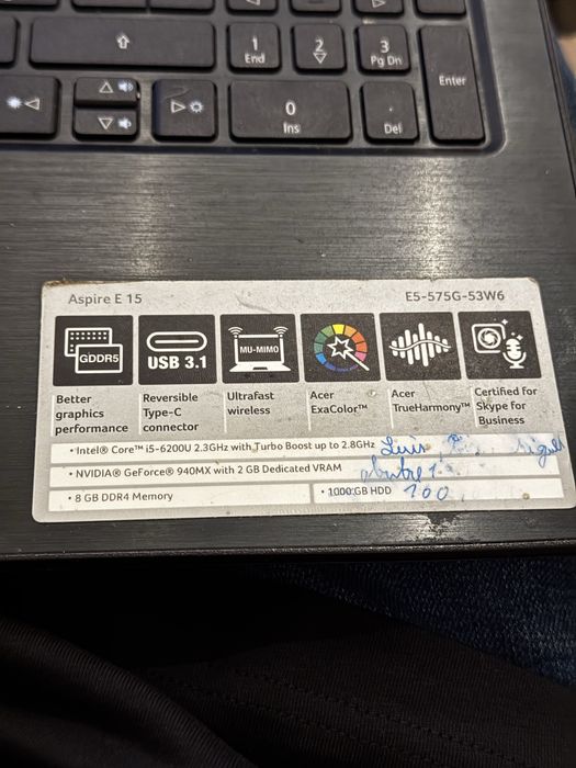 Portátil Acer E5-575G-53W6 com acabamento Premium em alumínio escovado