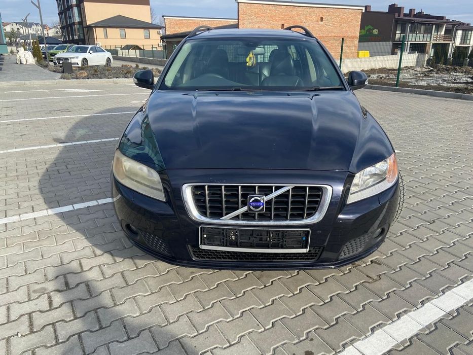 Передок Volvo V70 lll бампер комплект
