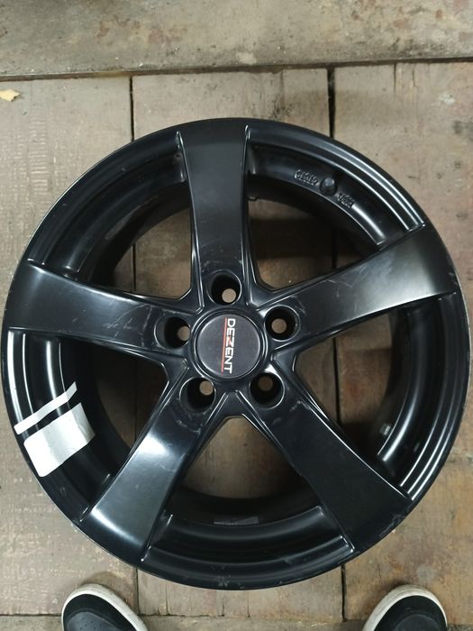 Диски Dezent R16 5/105