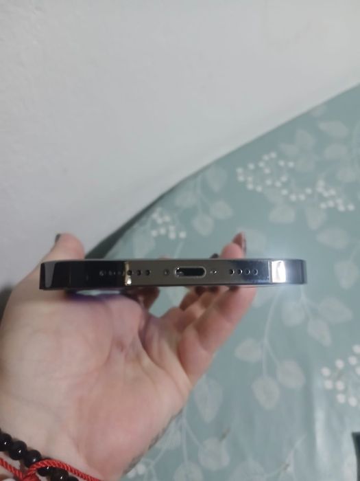 Vendo telemóvel IPhone 12 Pro Max como novo