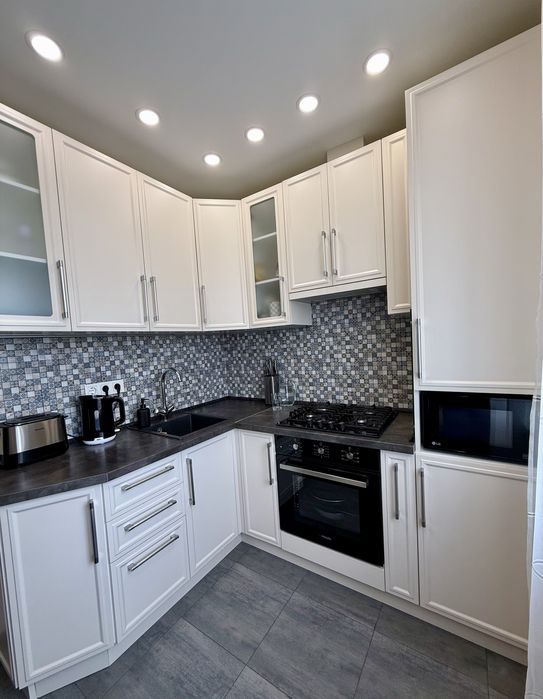 Продажа 3 кім. 4 мкрн. Лівий берег