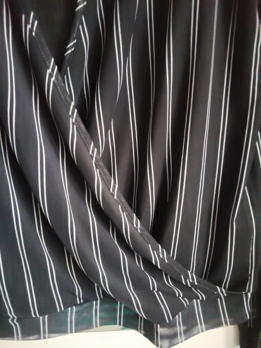 Piękna bluzka NA-KD S