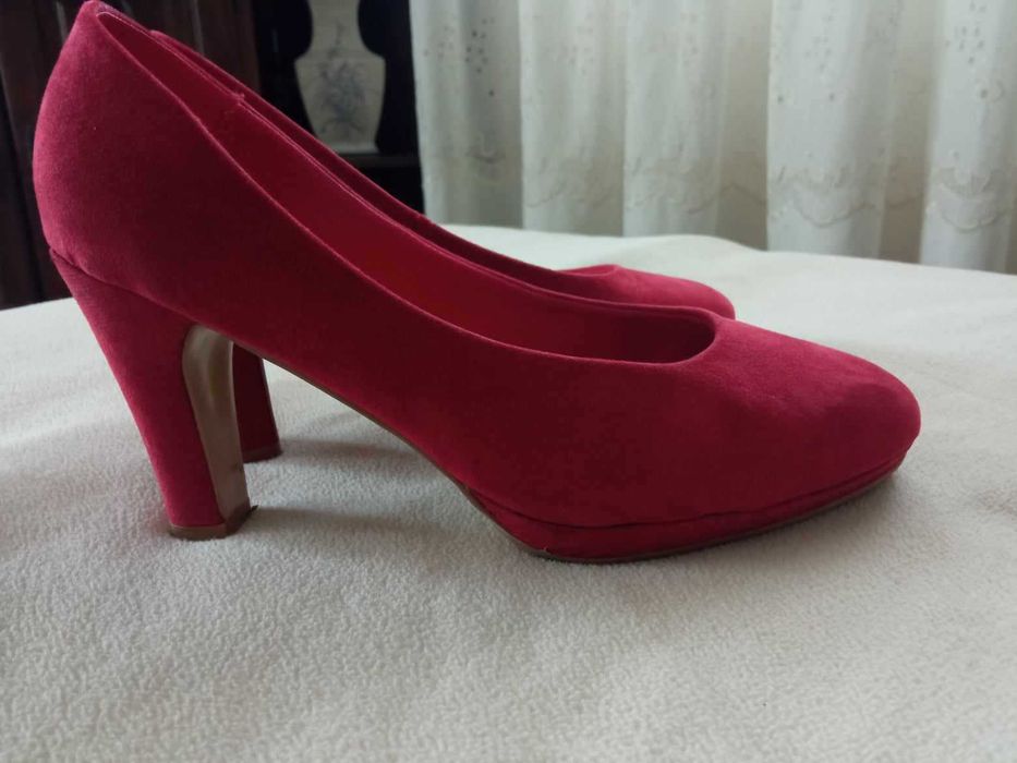 Sapatos em ótimo estado (semi novos)