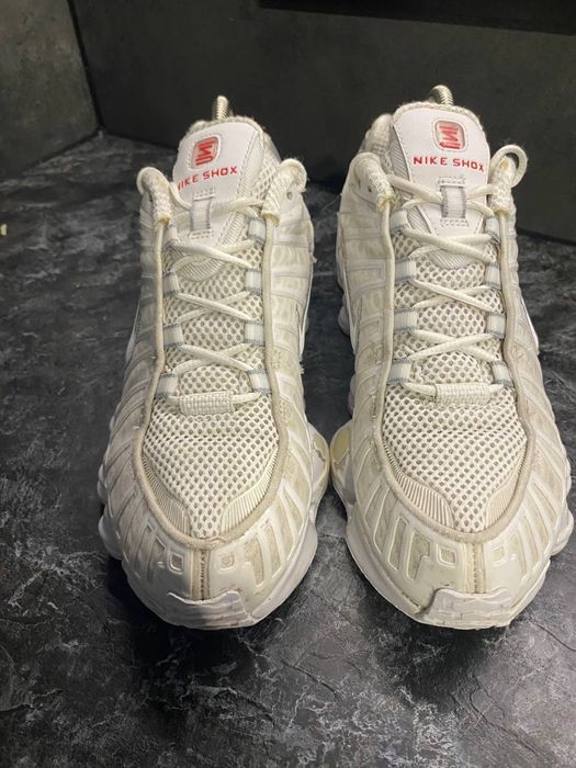 Bytu Nike Shox TL