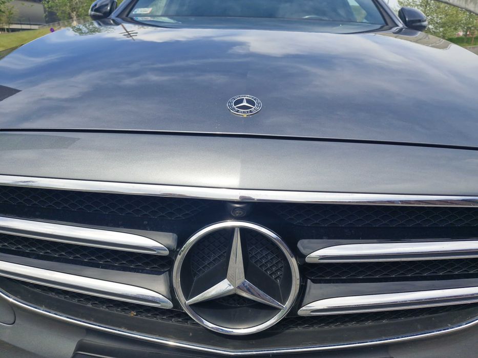 auto do ślubu Mercedes E