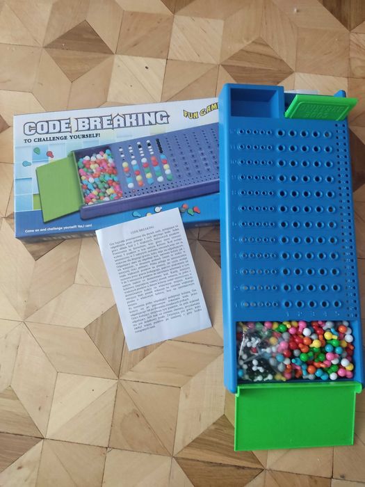 Gra Code Breaking, Mastermind, Łamacz kodu